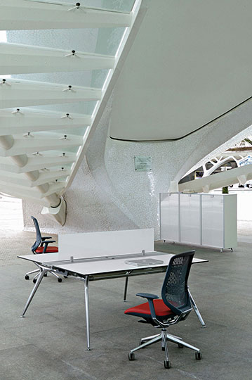 ARKITEK โต๊ะทำงานที่มีทั้งคุณภาพในการใช้งาน วัสดุที่ทนทาน และดีไซน์ที่ตอบโจทย์ออฟฟิศยุคใหม่