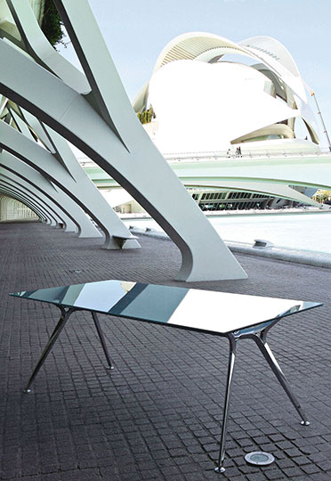 ARKITEK โต๊ะทำงานที่มีทั้งคุณภาพในการใช้งาน วัสดุที่ทนทาน และดีไซน์ที่ตอบโจทย์ออฟฟิศยุคใหม่