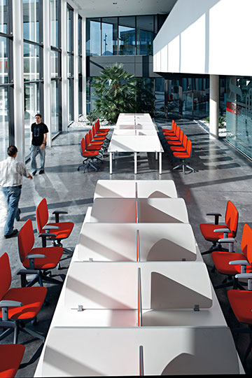 COOL C300-C500 ความยืดหยุ่นและเป็นอิสระของเฟอร์นิเจอร์สำนักงาน