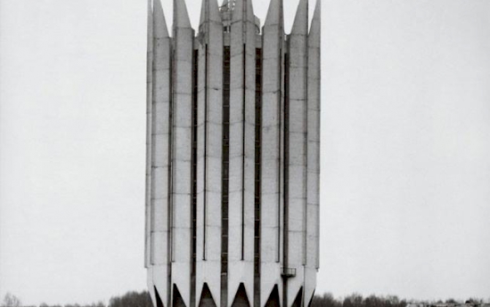 ภาพถ่ายสถาปัตยกรรมบรูทัลลิสต์ของโซเวียต โดย เฟรเดอริก ชูแบง
